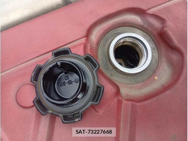 Hino DUTRO 2017-08 8795833-16