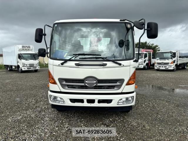 Hino DUTRO 2017-07 8795829-1