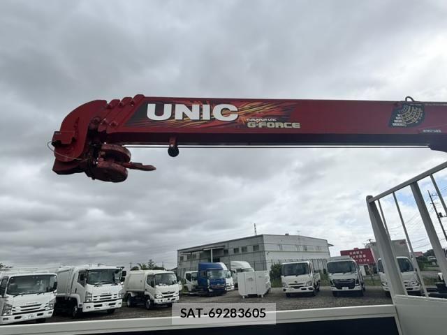 Hino DUTRO 2017-07 8795829-20