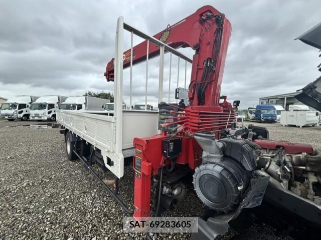 Hino DUTRO 2017-07 8795829-22