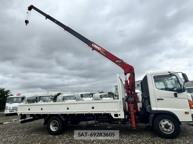 Hino DUTRO 2017-07 8795829-24