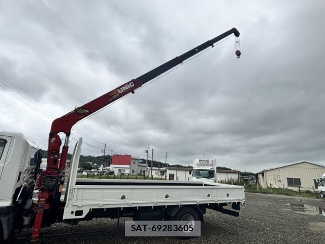 Hino DUTRO 2017-07 8795829-26