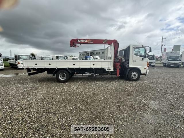 Hino DUTRO 2017-07 8795829-3