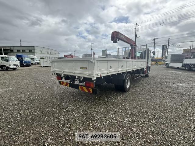 Hino DUTRO 2017-07 8795829-4