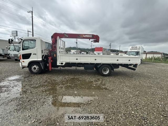 Hino DUTRO 2017-07 8795829-7
