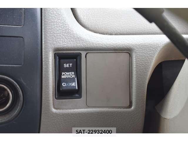 Hino DUTRO 2005-09 8828820-12