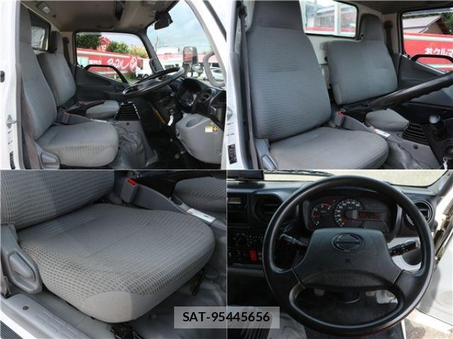 Hino DUTRO 2017-07 8828810-20