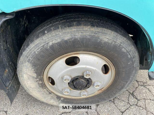 Hino DUTRO 2004-06 8828819-15