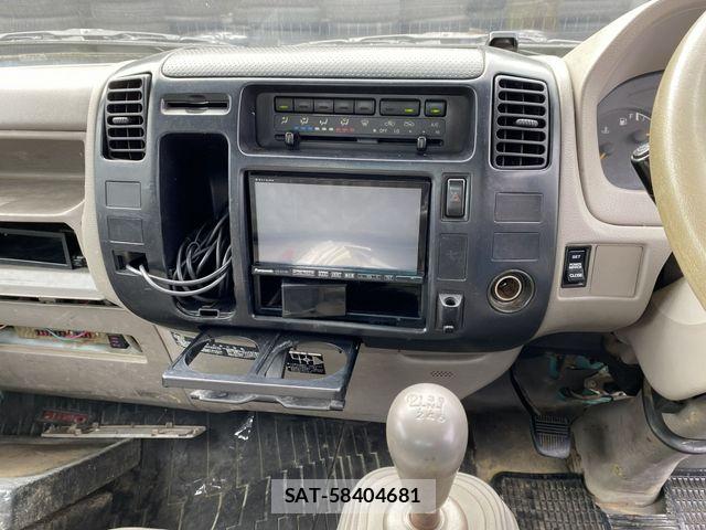 Hino DUTRO 2004-06 8828819-17