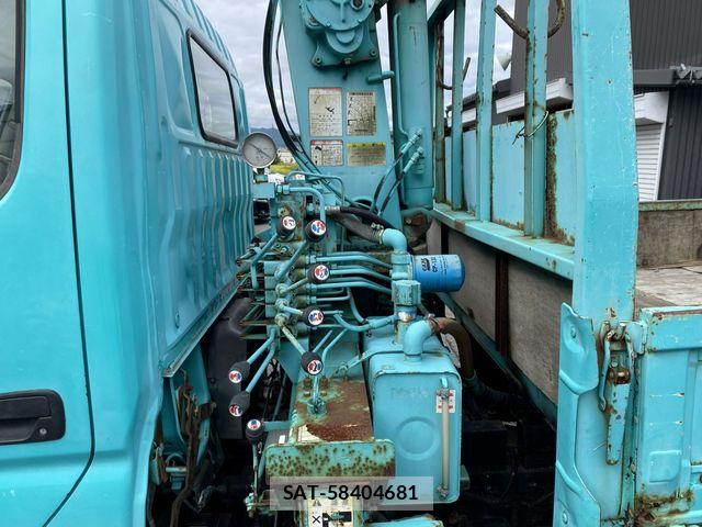 Hino DUTRO 2004-06 8828819-19