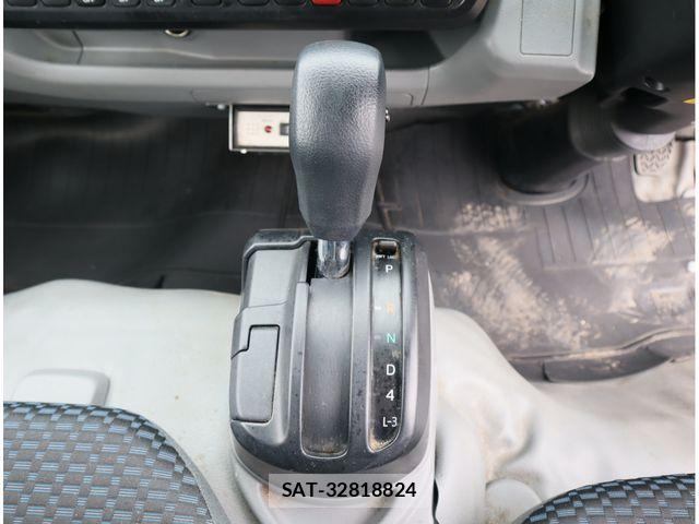 Hino DUTRO 2020-05 8828811-20