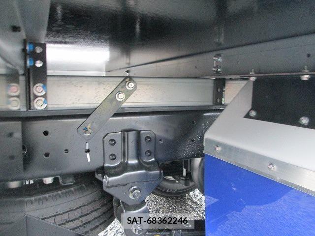 Hino DUTRO 2026-02 8848778-11