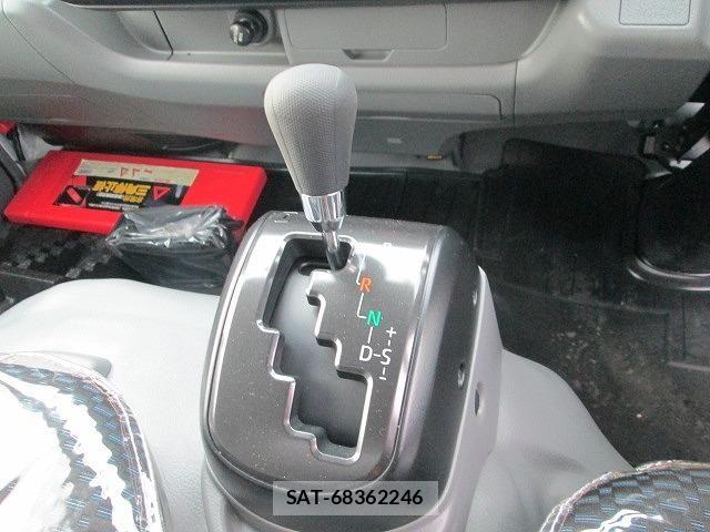 Hino DUTRO 2026-02 8848778-21