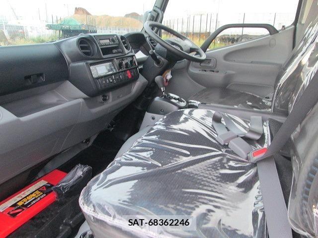 Hino DUTRO 2026-02 8848778-24