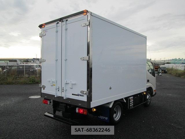 Hino DUTRO 2026-02 8848778-4
