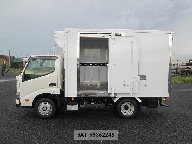 Hino DUTRO 2026-02 8848778-6