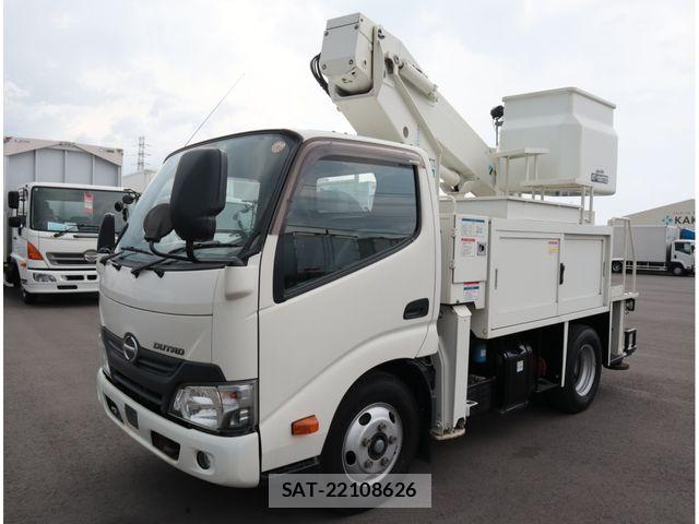 Hino DUTRO 2018-02 8848792-0
