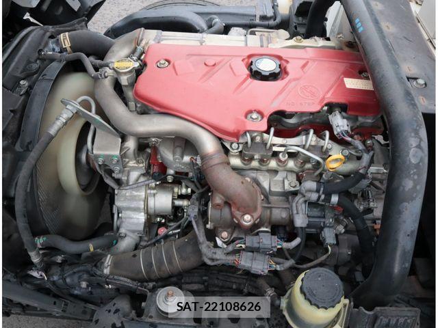 Hino DUTRO 2018-02 8848792-28