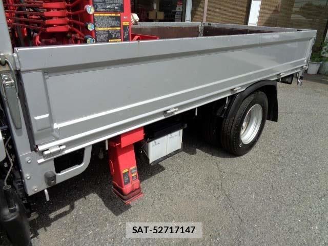 Hino DUTRO 2017-08 8848791-26