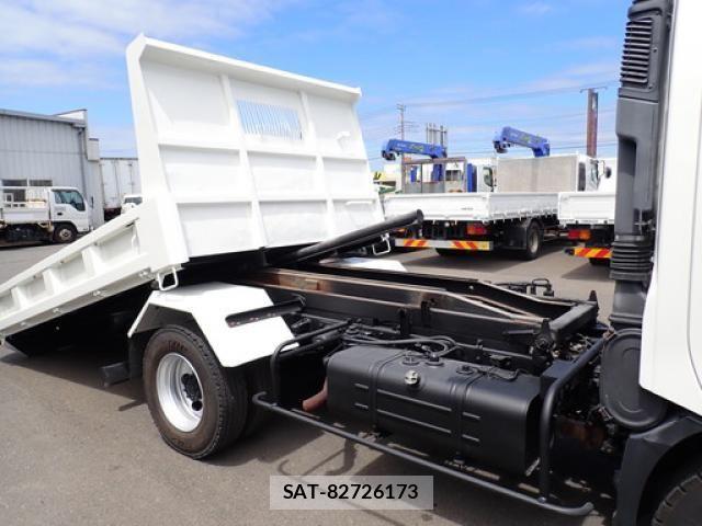 Hino DUTRO 2017-04 8848780-20