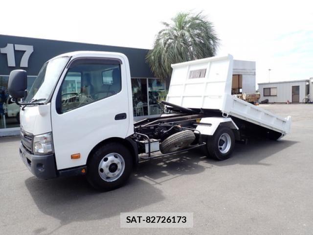 Hino DUTRO 2017-04 8848780-26