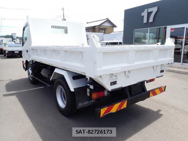 Hino DUTRO 2017-04 8848780-6