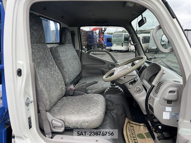 Hino DUTRO 2008-01 8848805-13