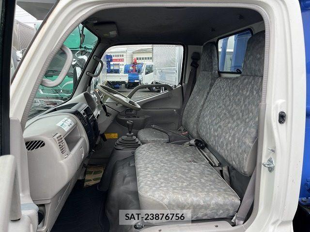 Hino DUTRO 2008-01 8848805-16