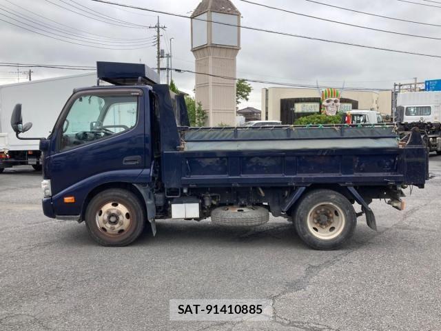 Hino DUTRO 2020-11 8848809-6