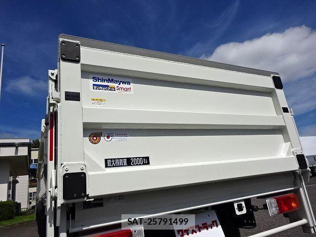 Hino DUTRO 2026-01 8848779-11