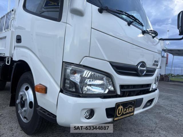 Hino DUTRO 2017-11 8848798-12