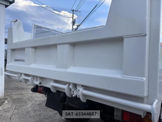 Hino DUTRO 2017-11 8848798-29