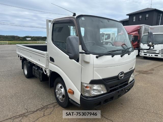 Hino DUTRO 2013-11 8848808-1