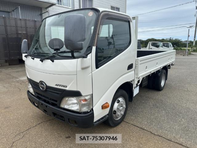 Hino DUTRO 2013-11 8848808-3