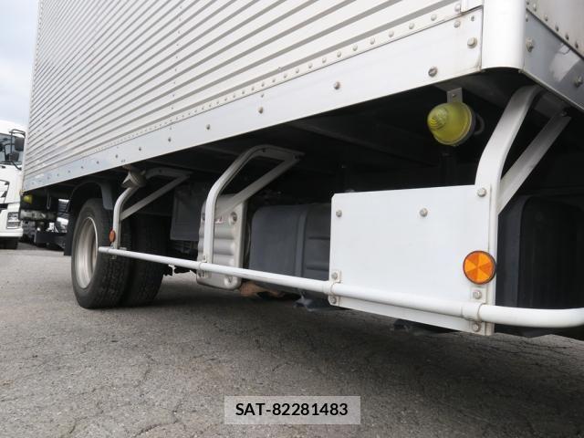 Hino DUTRO 2020-08 8848781-12