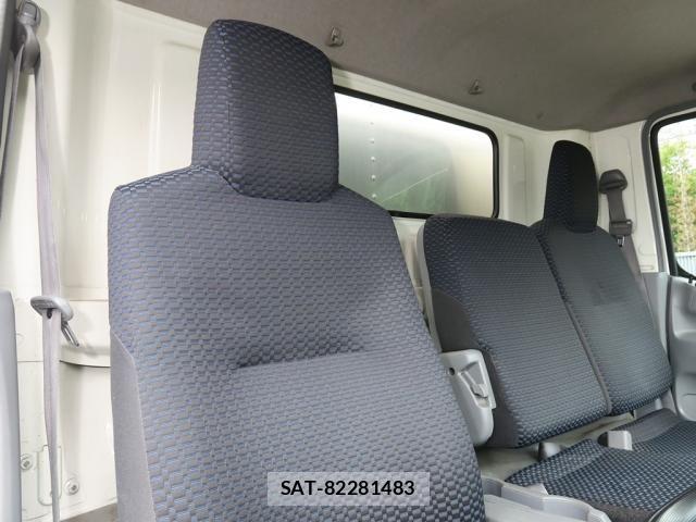 Hino DUTRO 2020-08 8848781-24