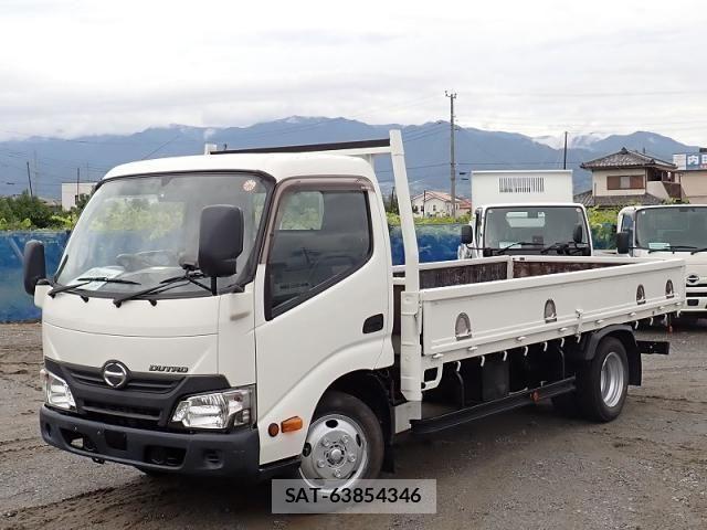 Hino DUTRO 2018-02 8848797-1
