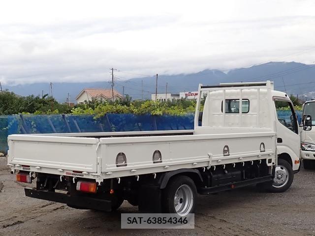 Hino DUTRO 2018-02 8848797-2
