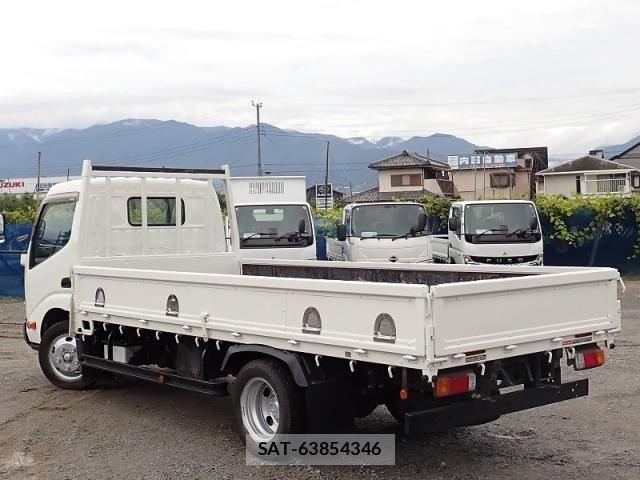 Hino DUTRO 2018-02 8848797-3
