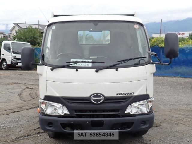 Hino DUTRO 2018-02 8848797-4