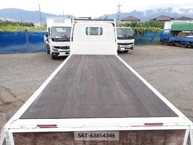 Hino DUTRO 2018-02 8848797-7