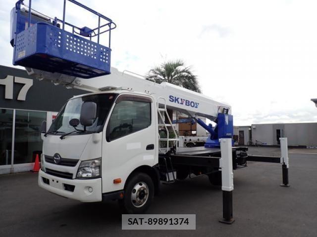 Hino DUTRO 2012-12 8848782-9