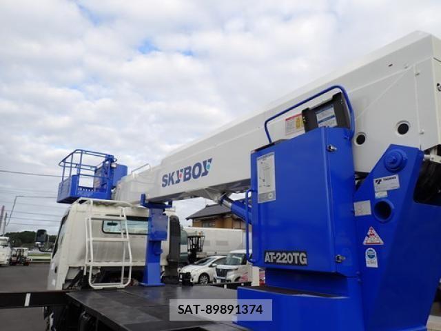 Hino DUTRO 2012-12 8848782-12
