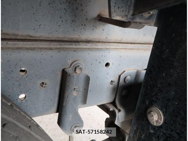 Hino DUTRO 2018-01 8848793-19