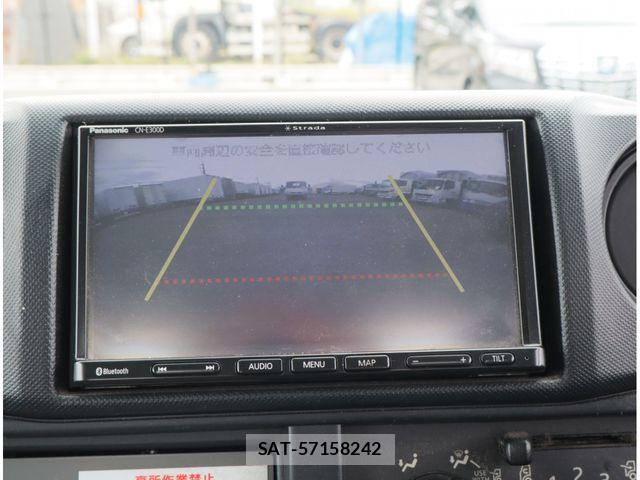 Hino DUTRO 2018-01 8848793-24