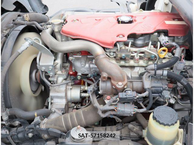 Hino DUTRO 2018-01 8848793-29