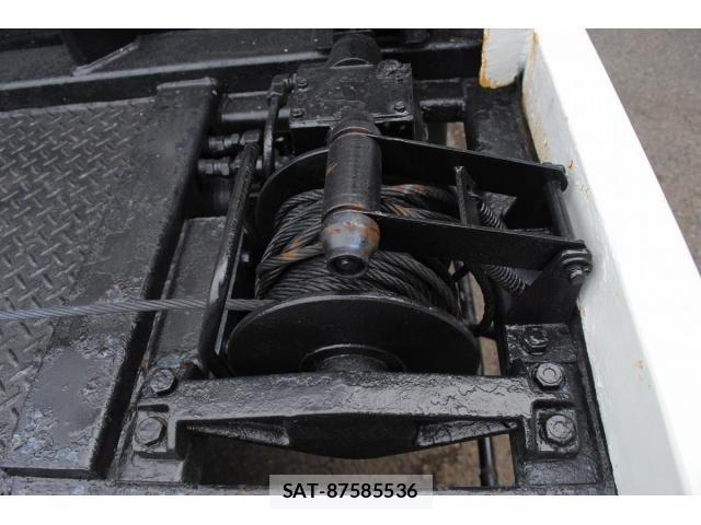 Hino DUTRO 2005-05 8848800-10