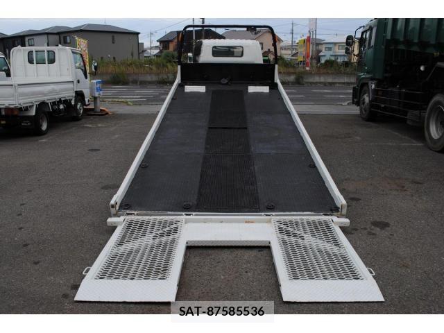 Hino DUTRO 2005-05 8848800-14