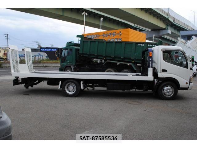 Hino DUTRO 2005-05 8848800-2