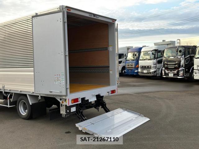 Hino DUTRO 2024-10 8848776-14